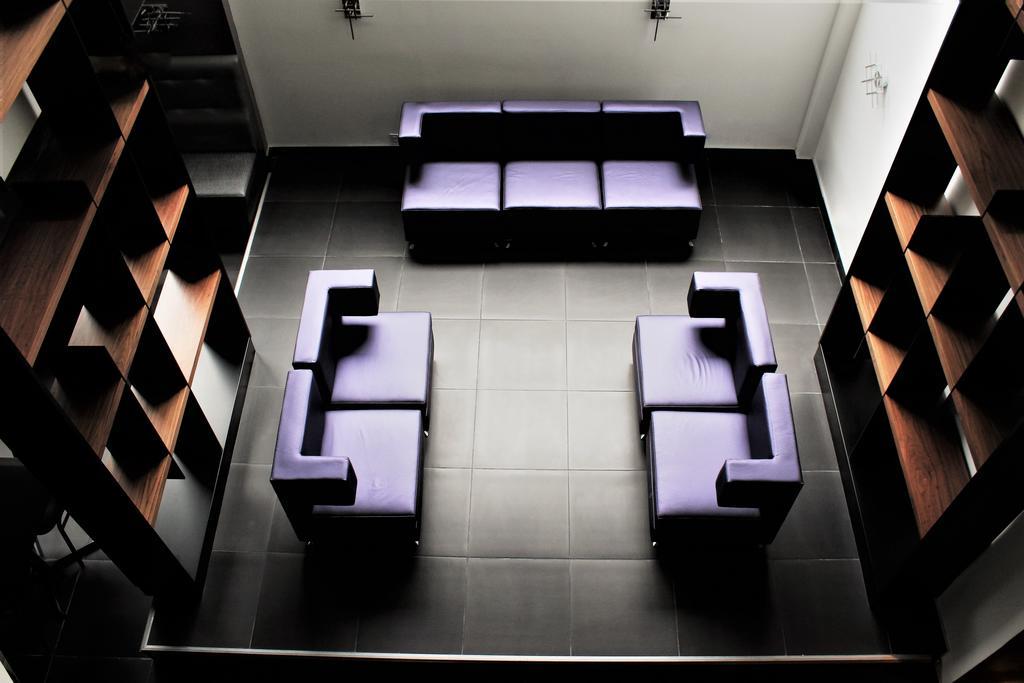 Lelux Hotel Montreal Exterior photo
